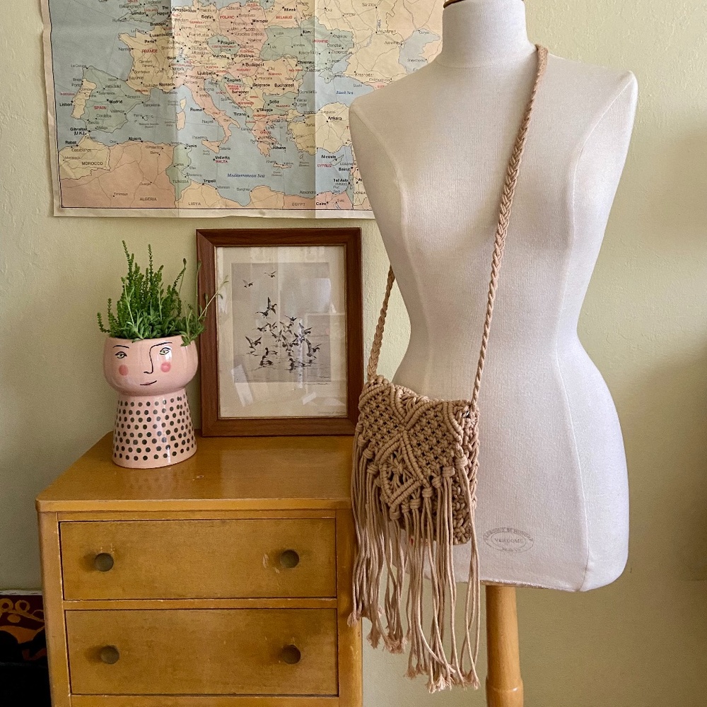 Bohemian Woven Crossbody Purse - Picture 1 of 3
